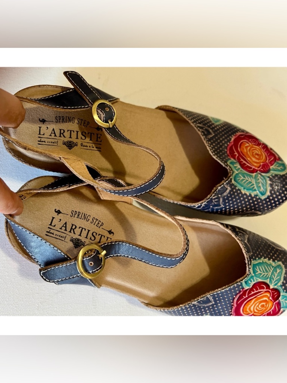 L’Artiste Lizzie Rose leather navy blue closed toe wedge sandals US 8.5 - Picture 6 of 7